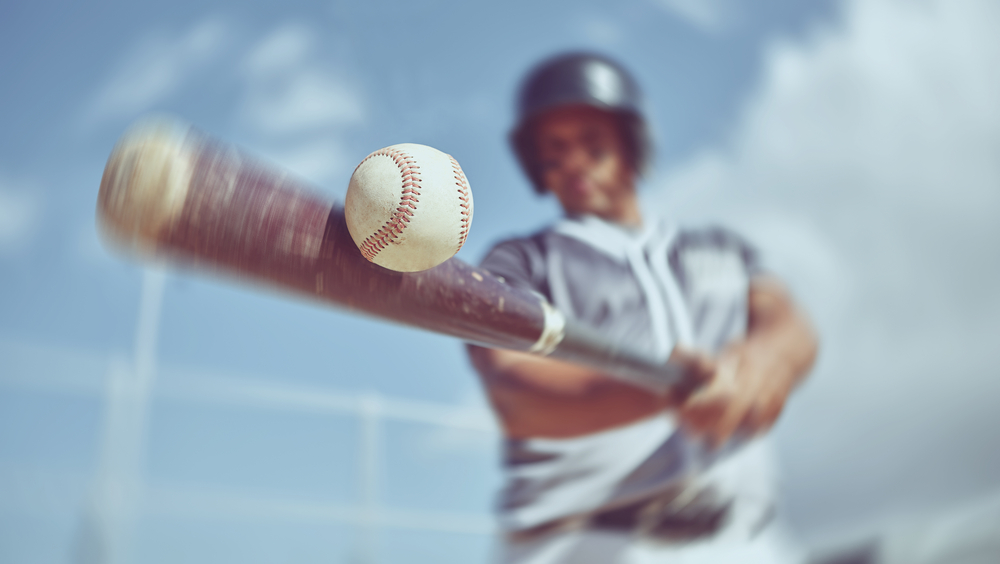 Mastering the Baseball Swing: How to Properly Swing a Baseball Bat
